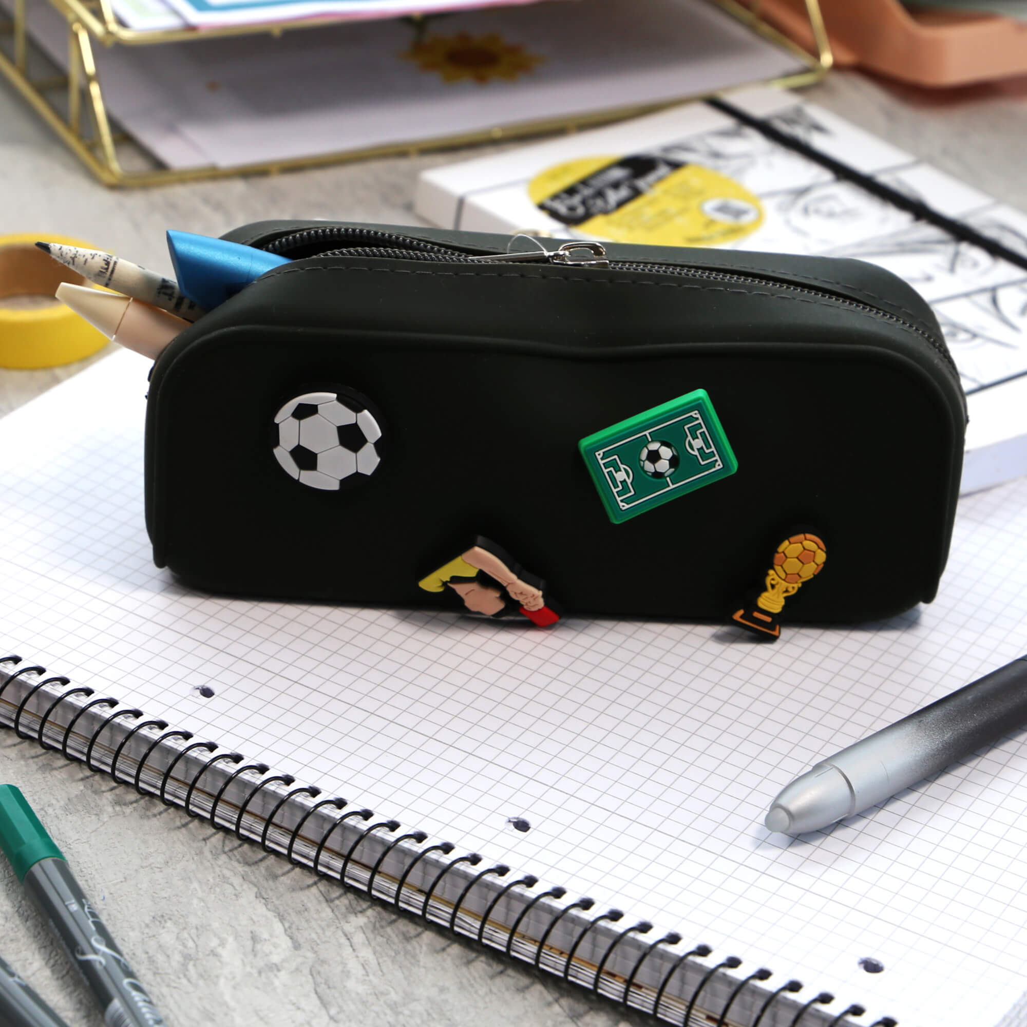 ONLINE Schlampermäppchen Soccer